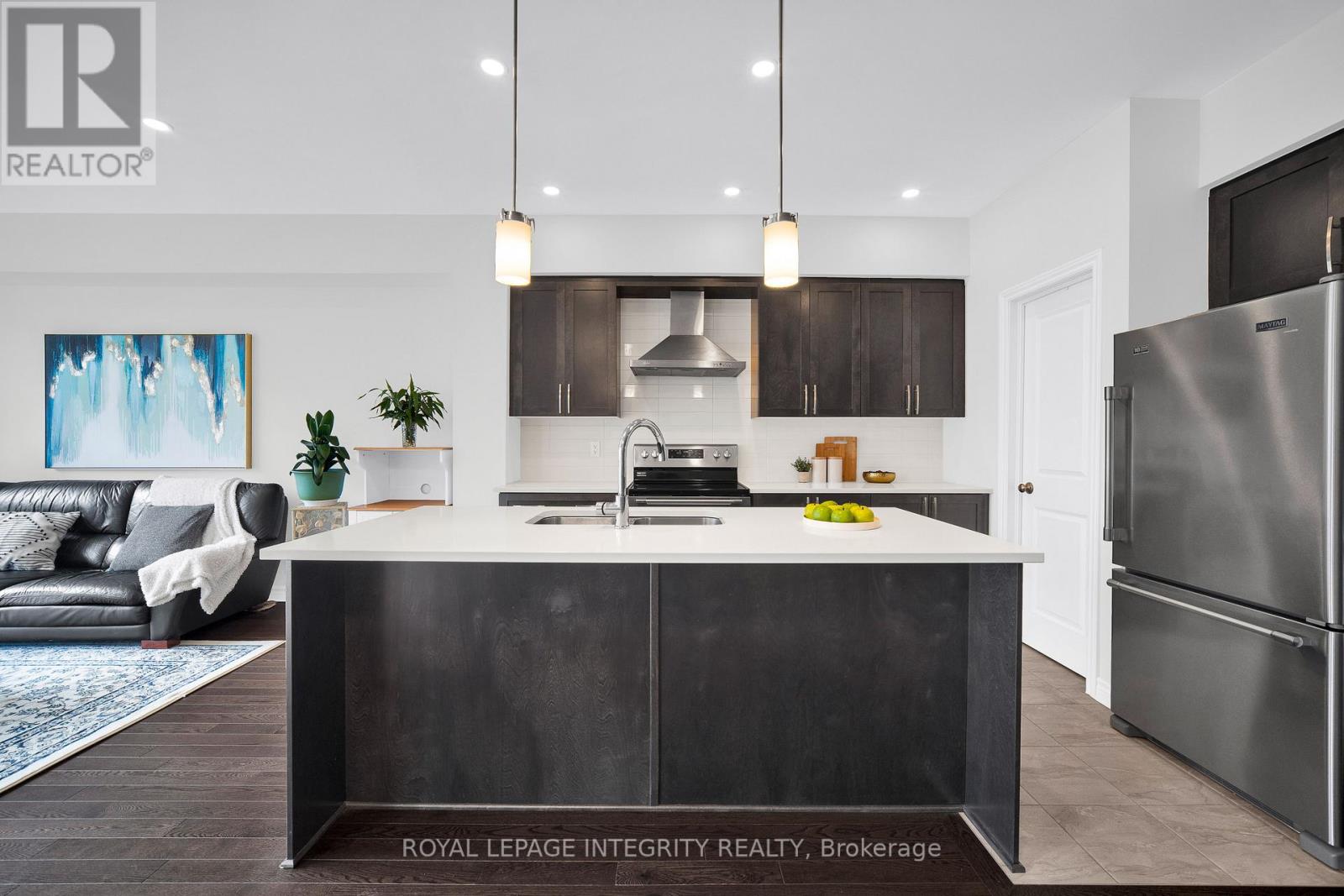 353 CORNICE STREET - 8