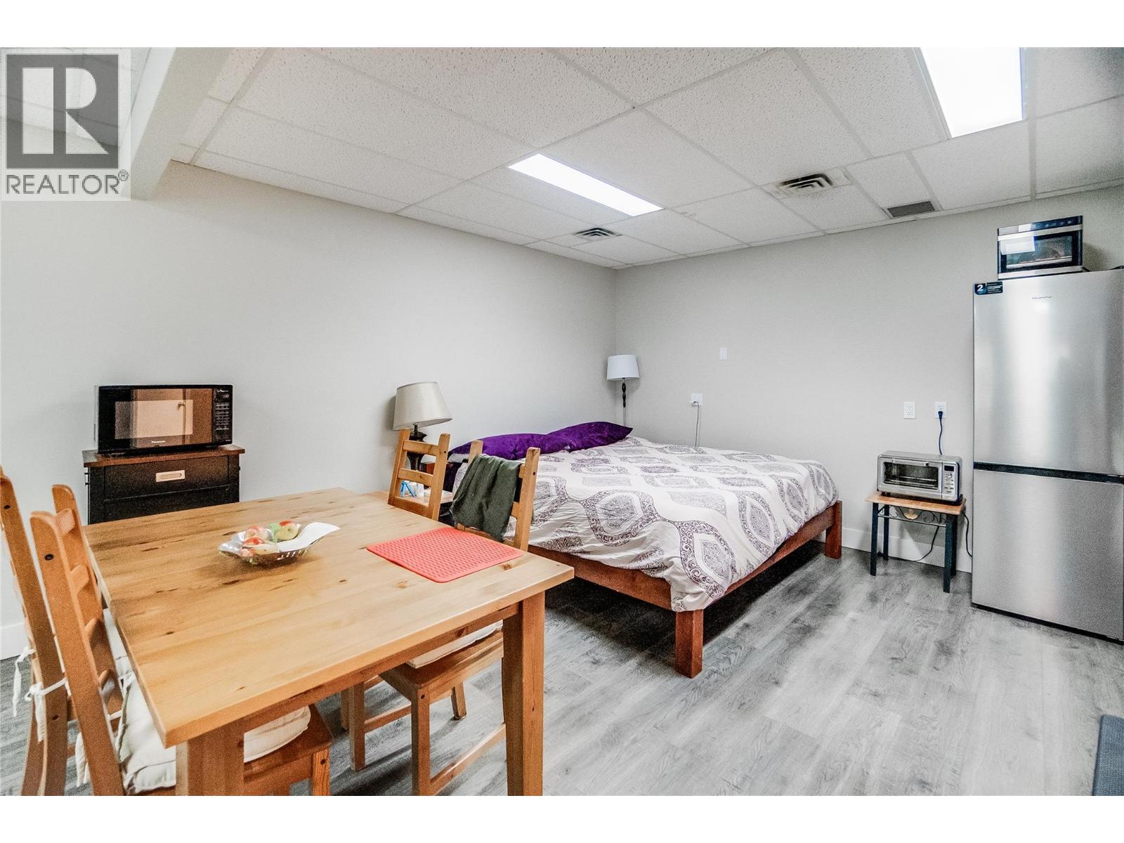 663 COLUMBIA Avenue - 86