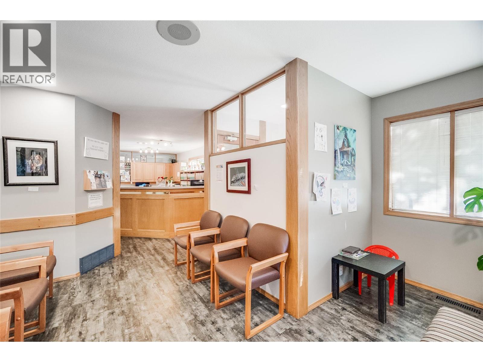663 COLUMBIA Avenue - 95