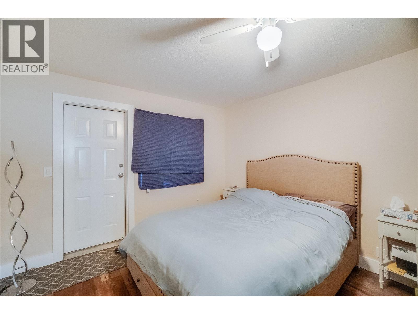 663 COLUMBIA Avenue - 60