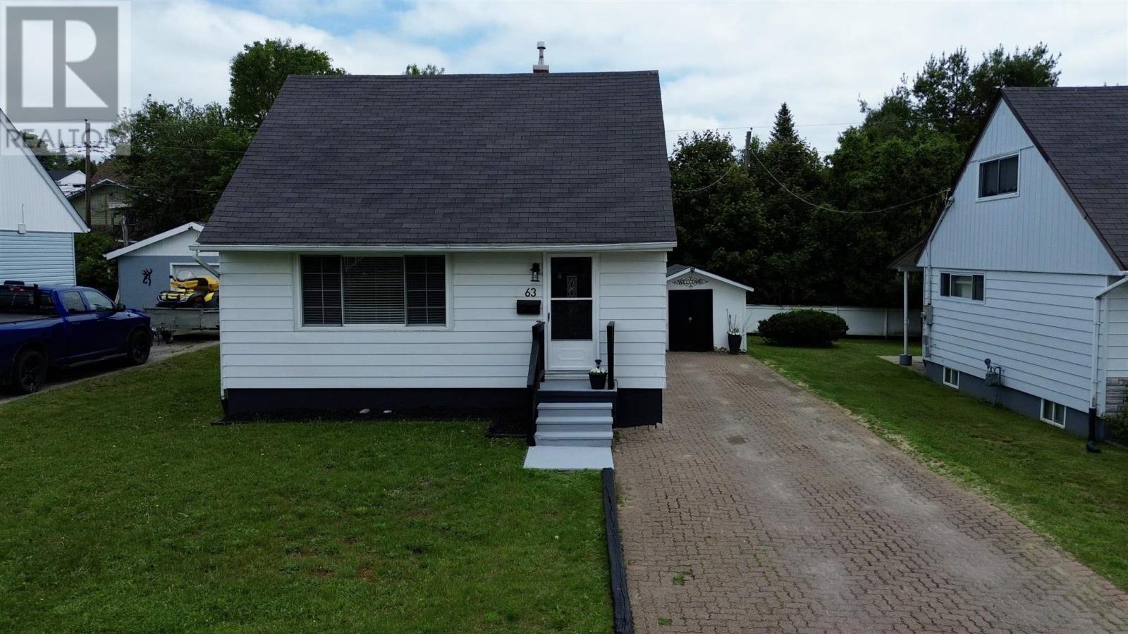 63 ROMAN AVE - 3