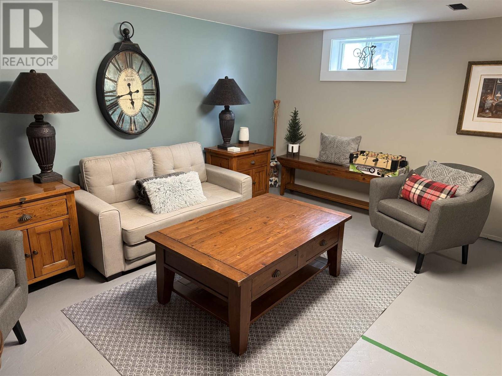 63 ROMAN AVE - 34