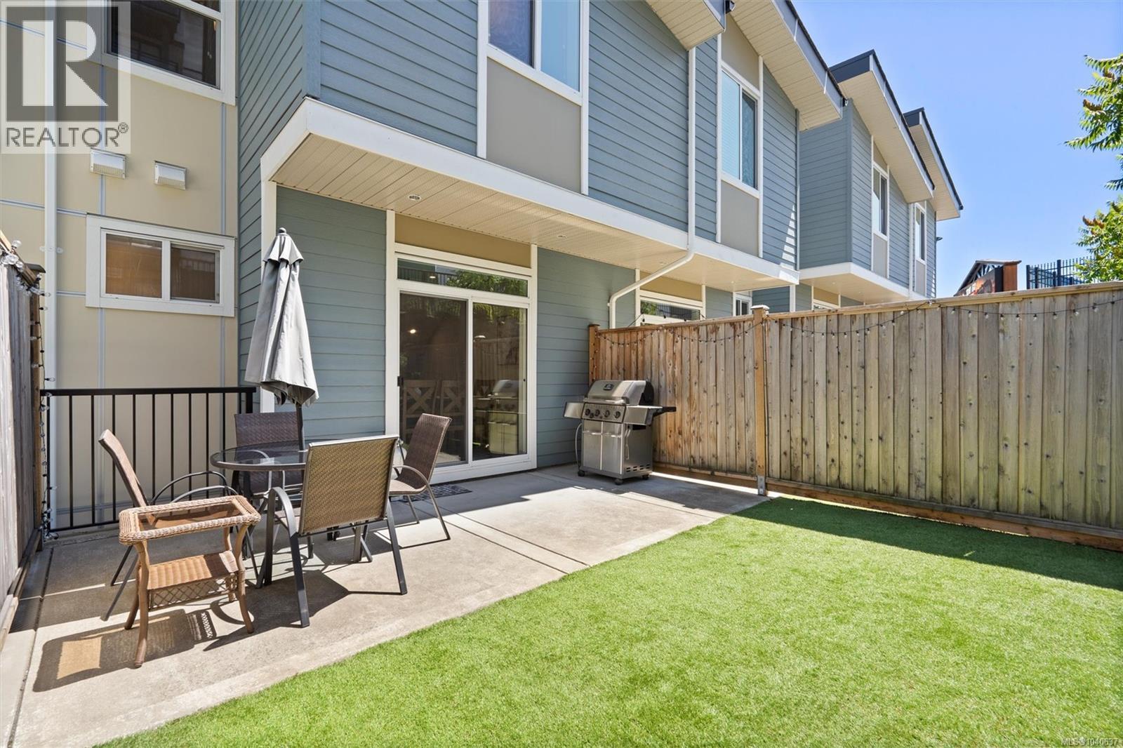 607 Selwyn Close - 12