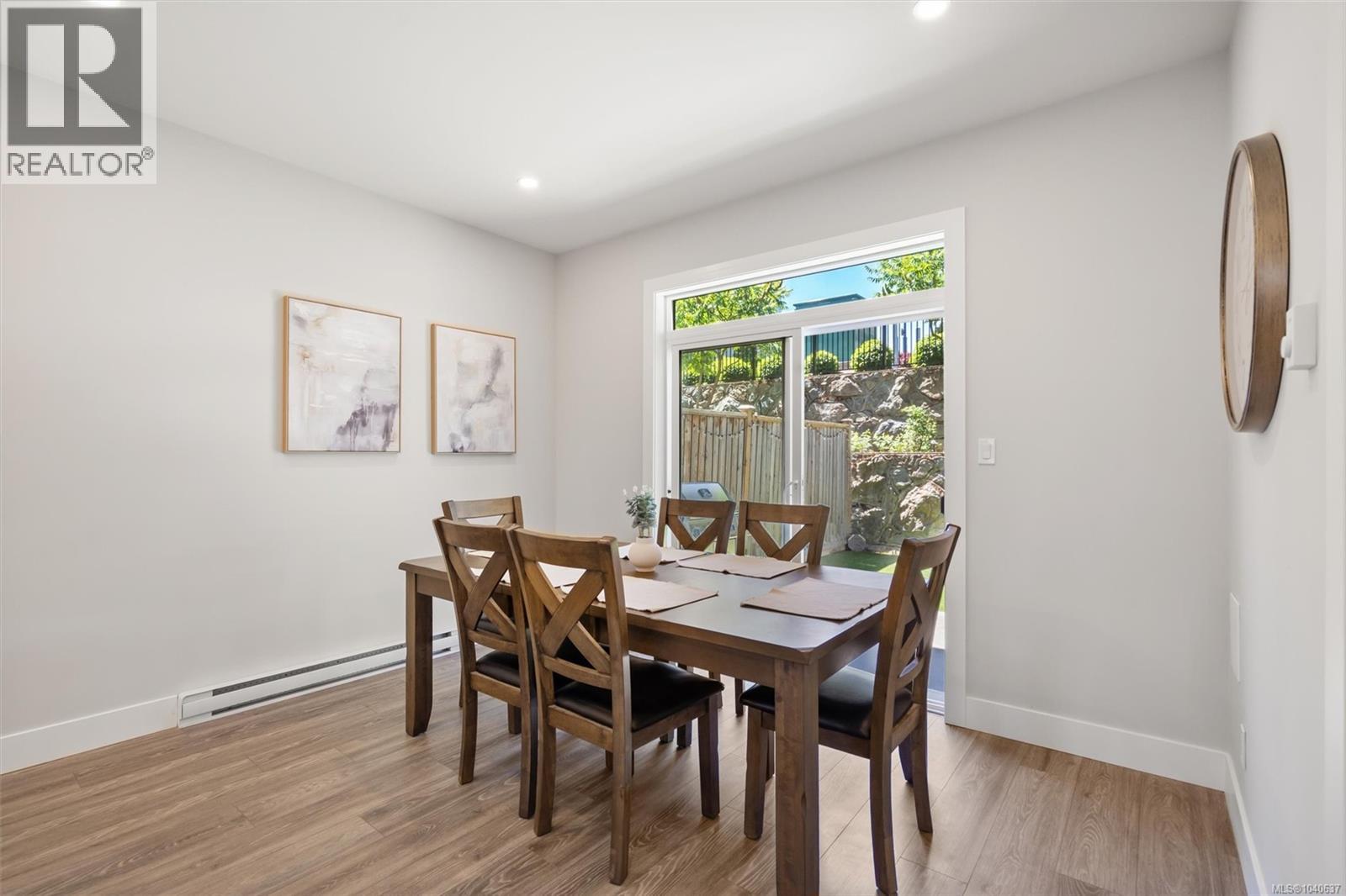 607 Selwyn Close - 6