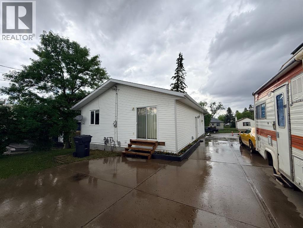 4817 51 Avenue — photo 29