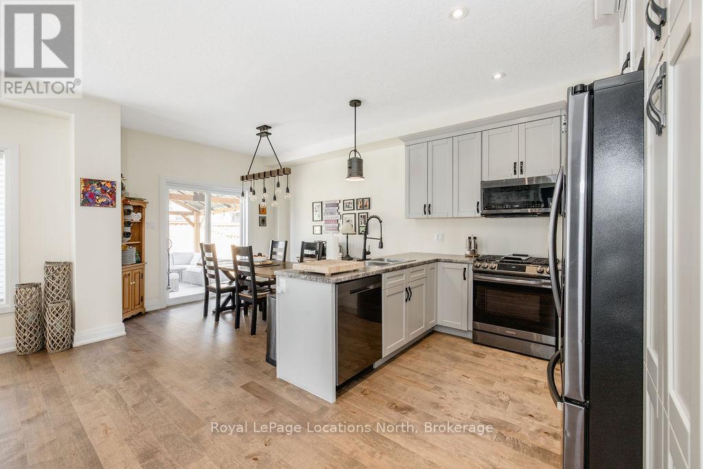 18 BASSETT STREET - Image 11