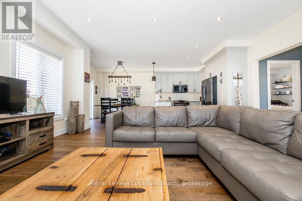 18 BASSETT STREET - Image 19