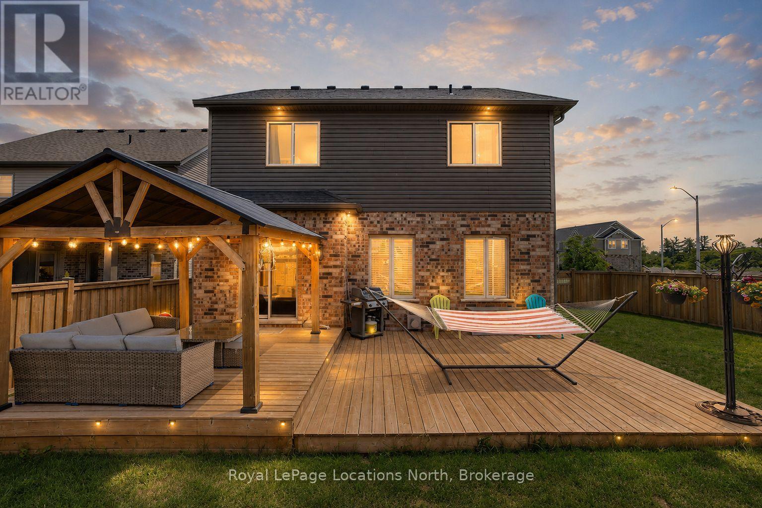 18 BASSETT STREET - 2