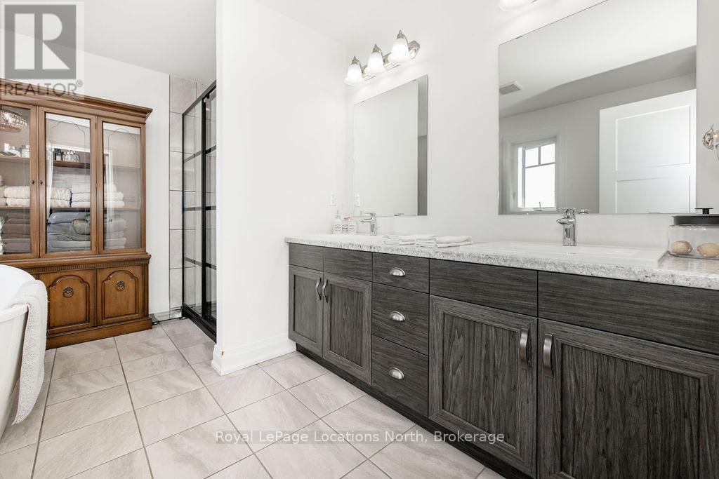 18 BASSETT STREET - Image 23