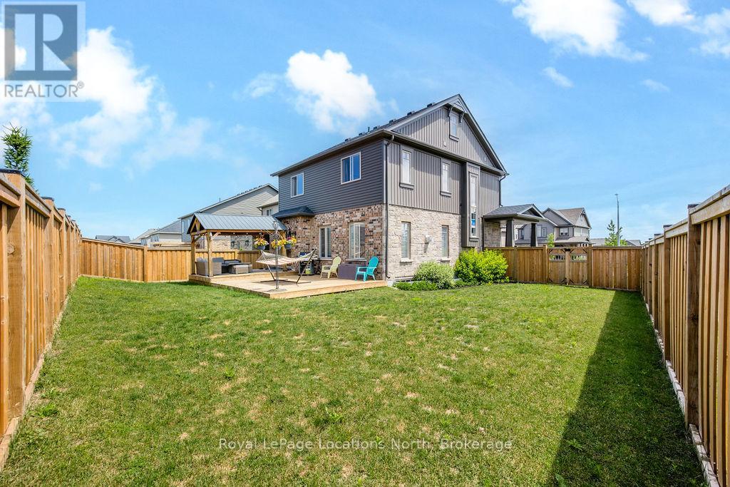 18 BASSETT STREET - Image 40