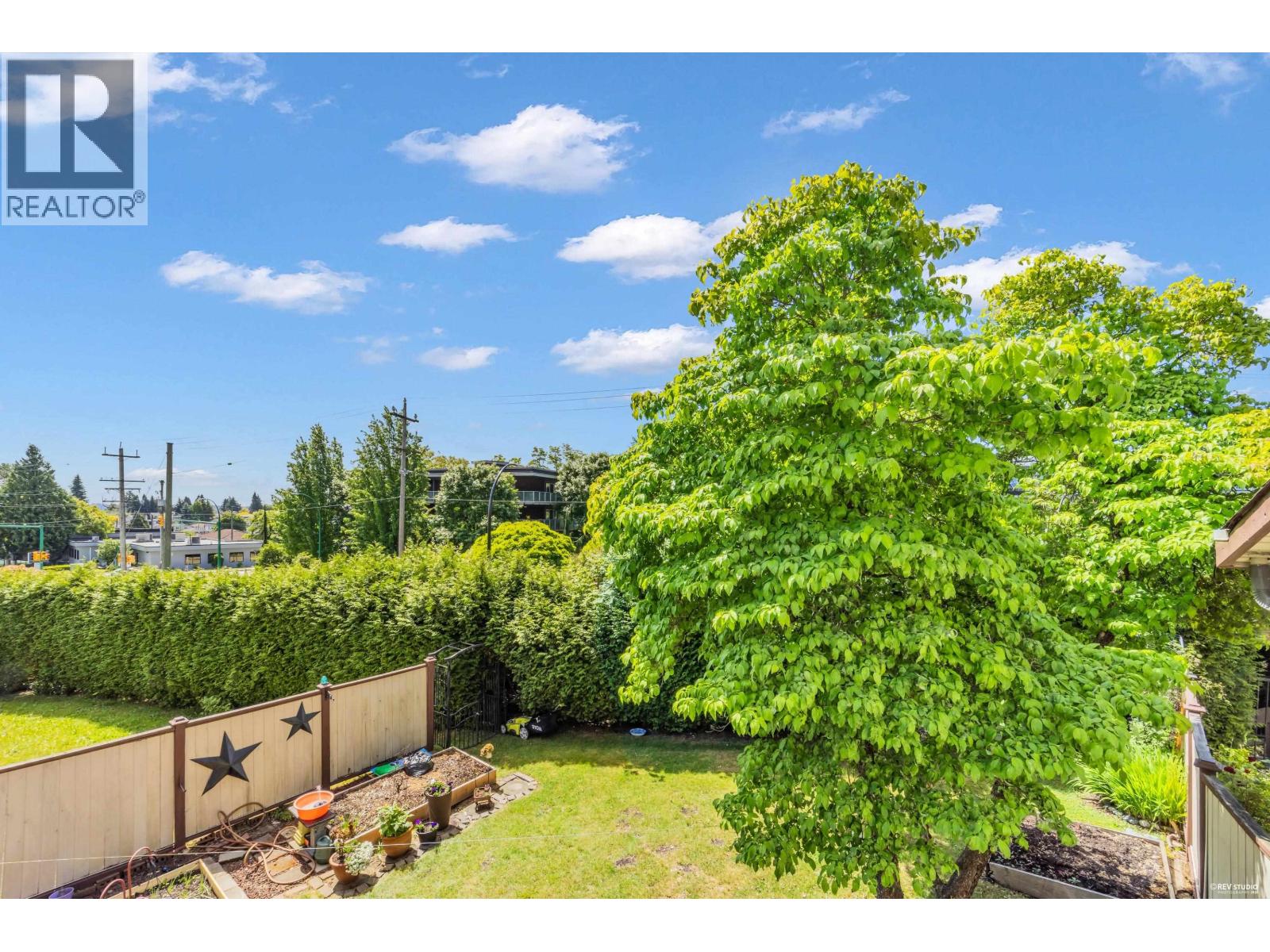 10 7561 HUMPHRIES COURT, Burnaby