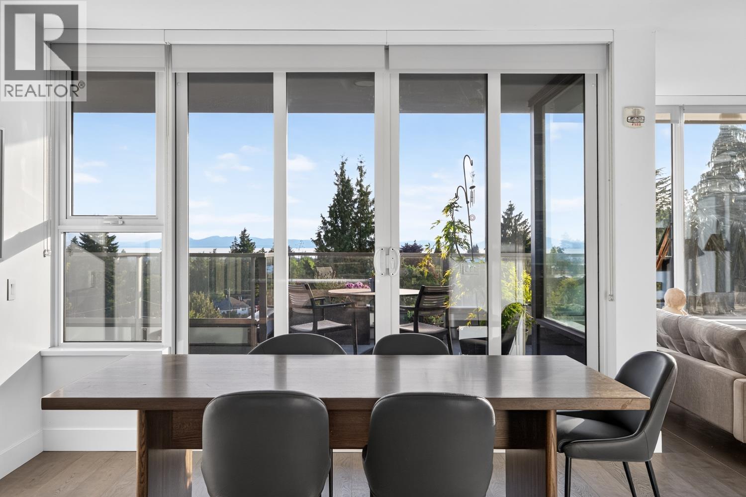 501 2102 W 48TH AVENUE, Vancouver