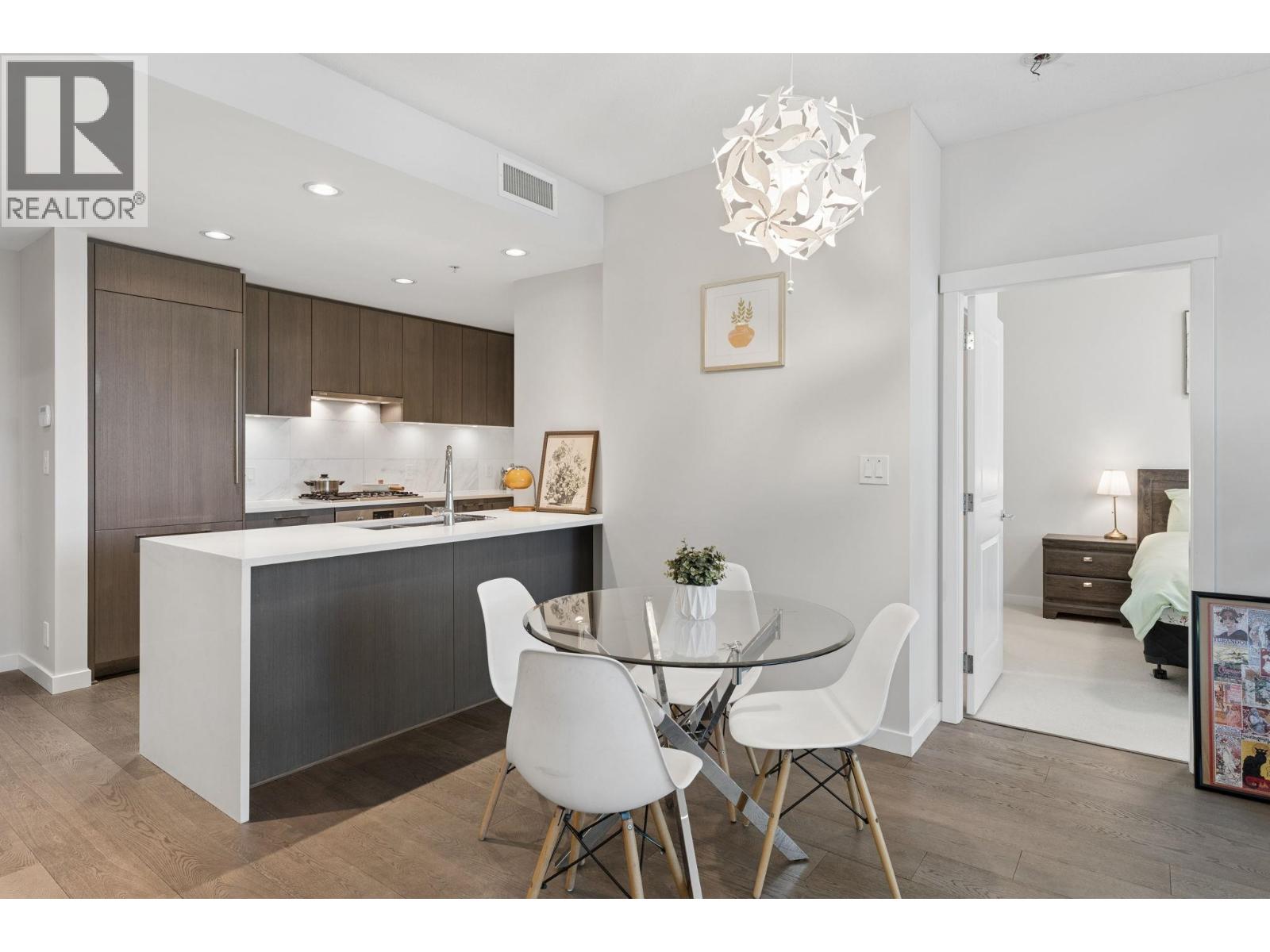 106 5687 GRAY AVENUE, Vancouver