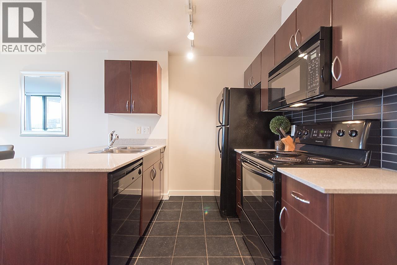 2123 938 SMITHE STREET, Vancouver