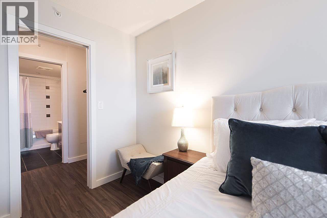 2123 938 SMITHE STREET, Vancouver