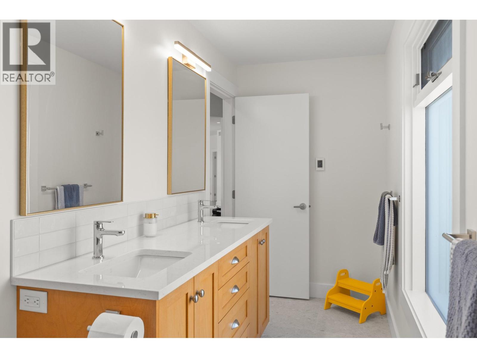 4558 Walker Road - 76