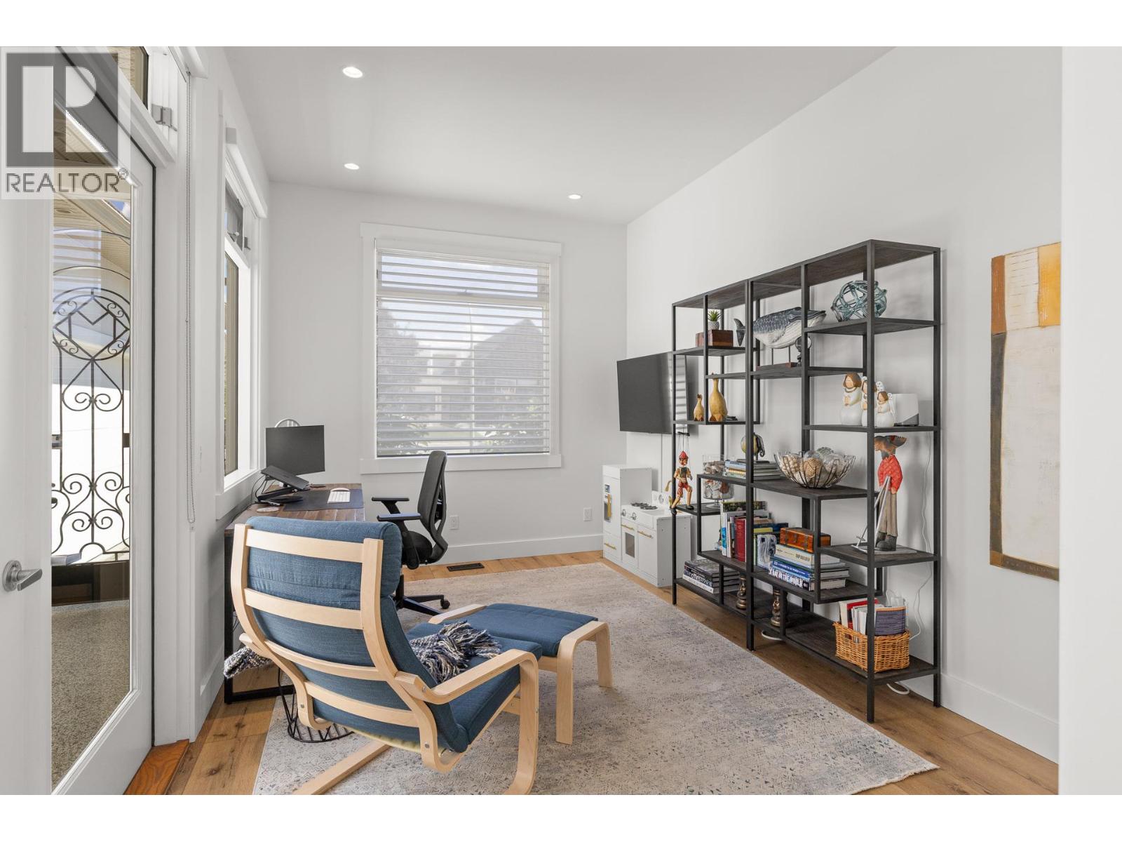 4558 Walker Road - 12