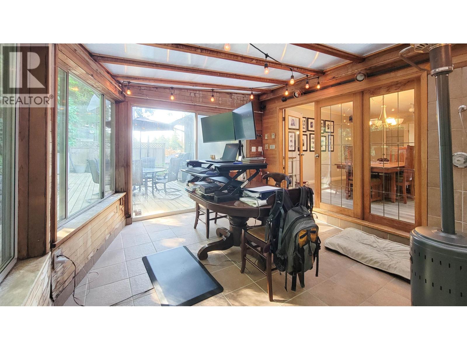 3595 WELLINGTON CRESCENT, North Vancouver