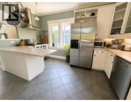 364 E 14th Street, North Vancouver, BC V7L2N6 Photo 11