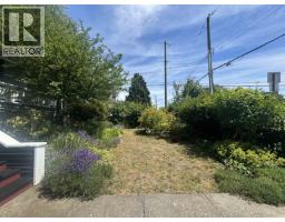 364 E 14th Street, North Vancouver, BC V7L2N6 Photo 31