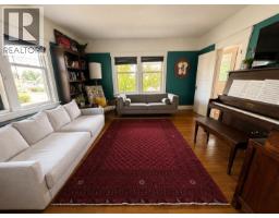 364 E 14th Street, North Vancouver, BC V7L2N6 Photo 7