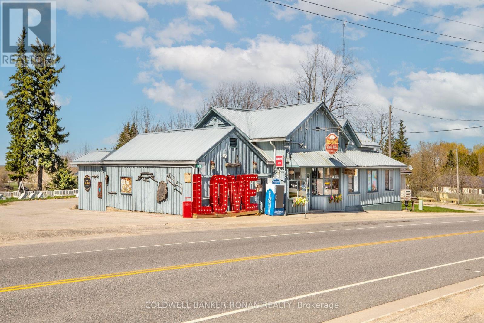 9199 HIGHWAY 89 - 39