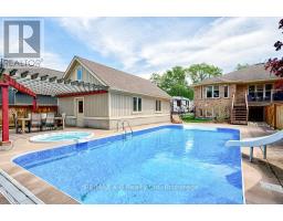 194 Station Road, Perth South, ON N0K1X0 Photo 38