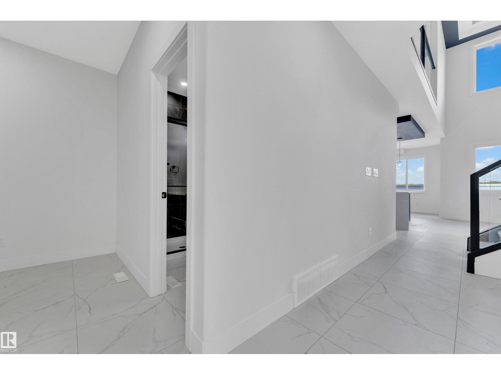 4409 35 STREET - 11