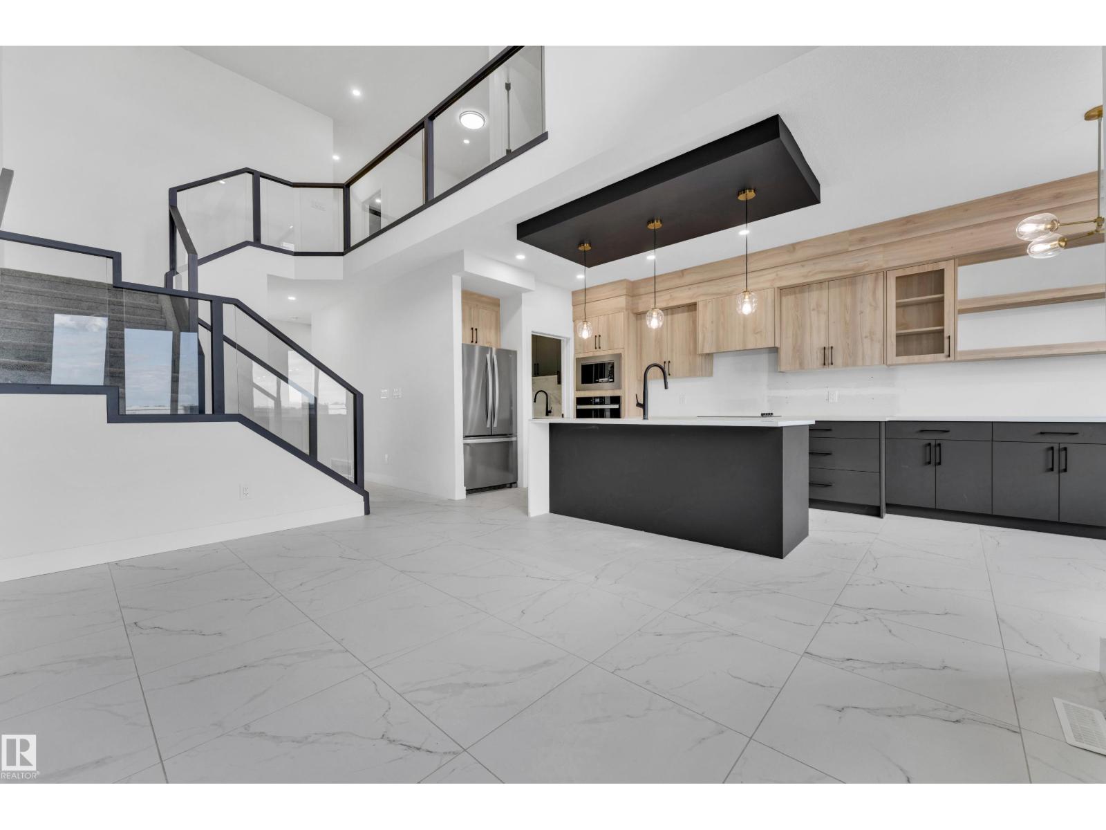 4409 35 STREET - 17