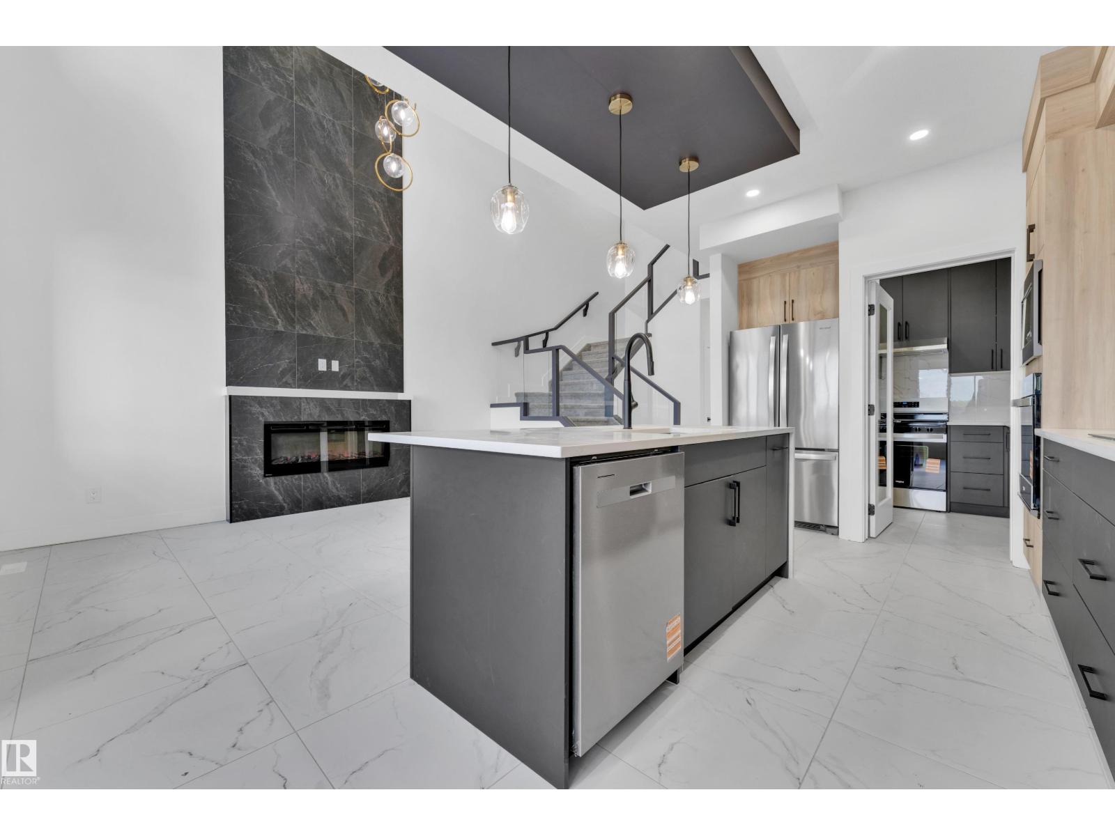 4409 35 STREET - 22
