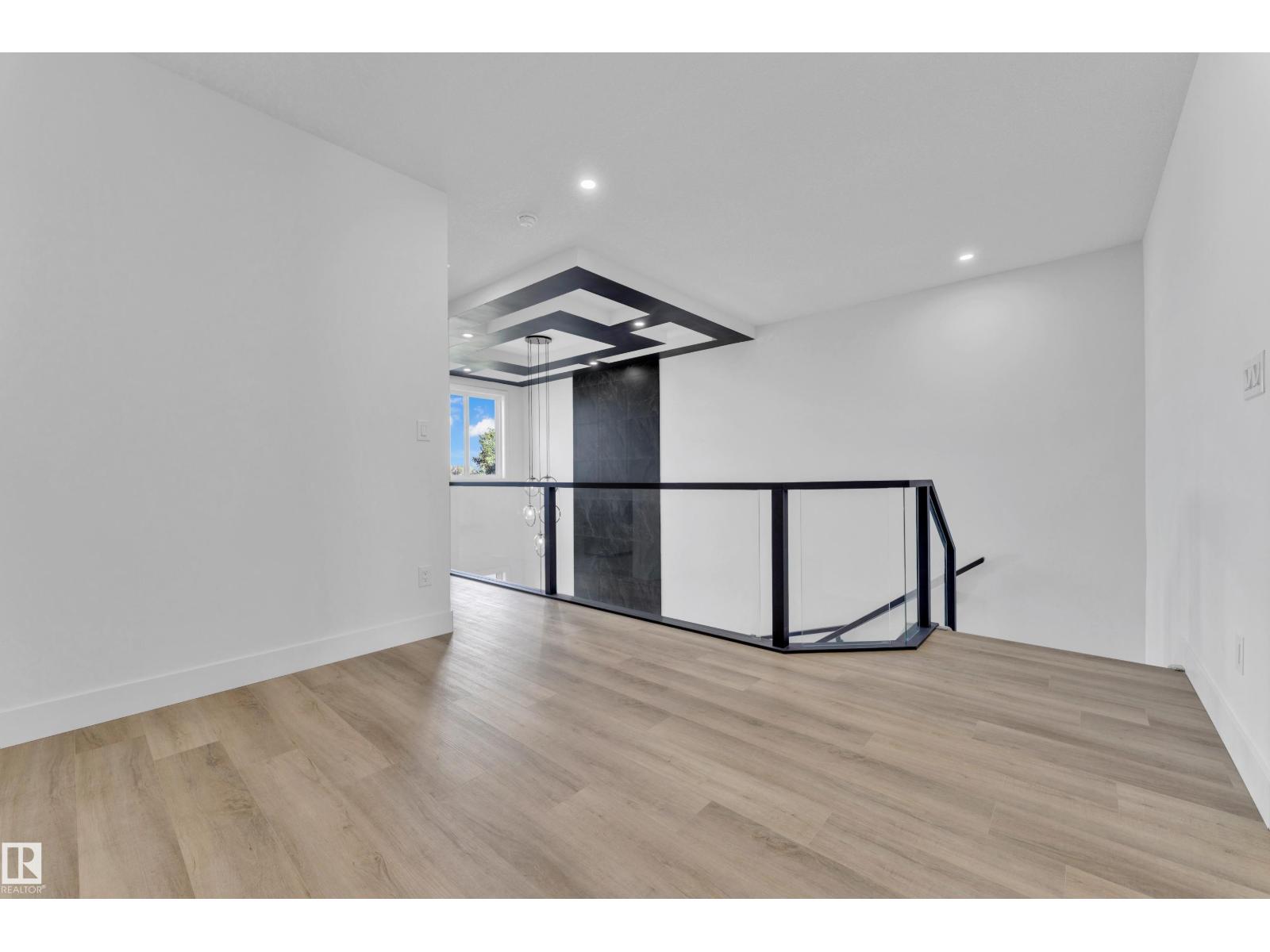 4409 35 STREET - 28