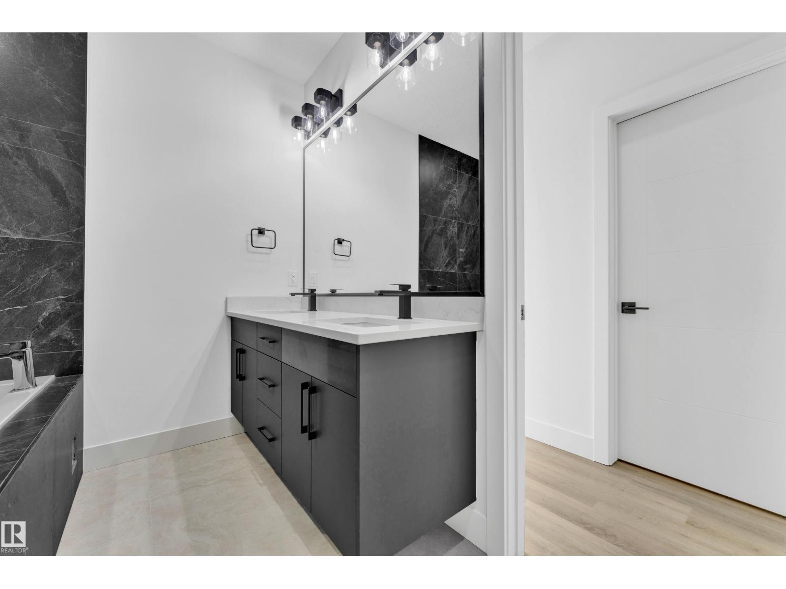 4409 35 STREET - 38