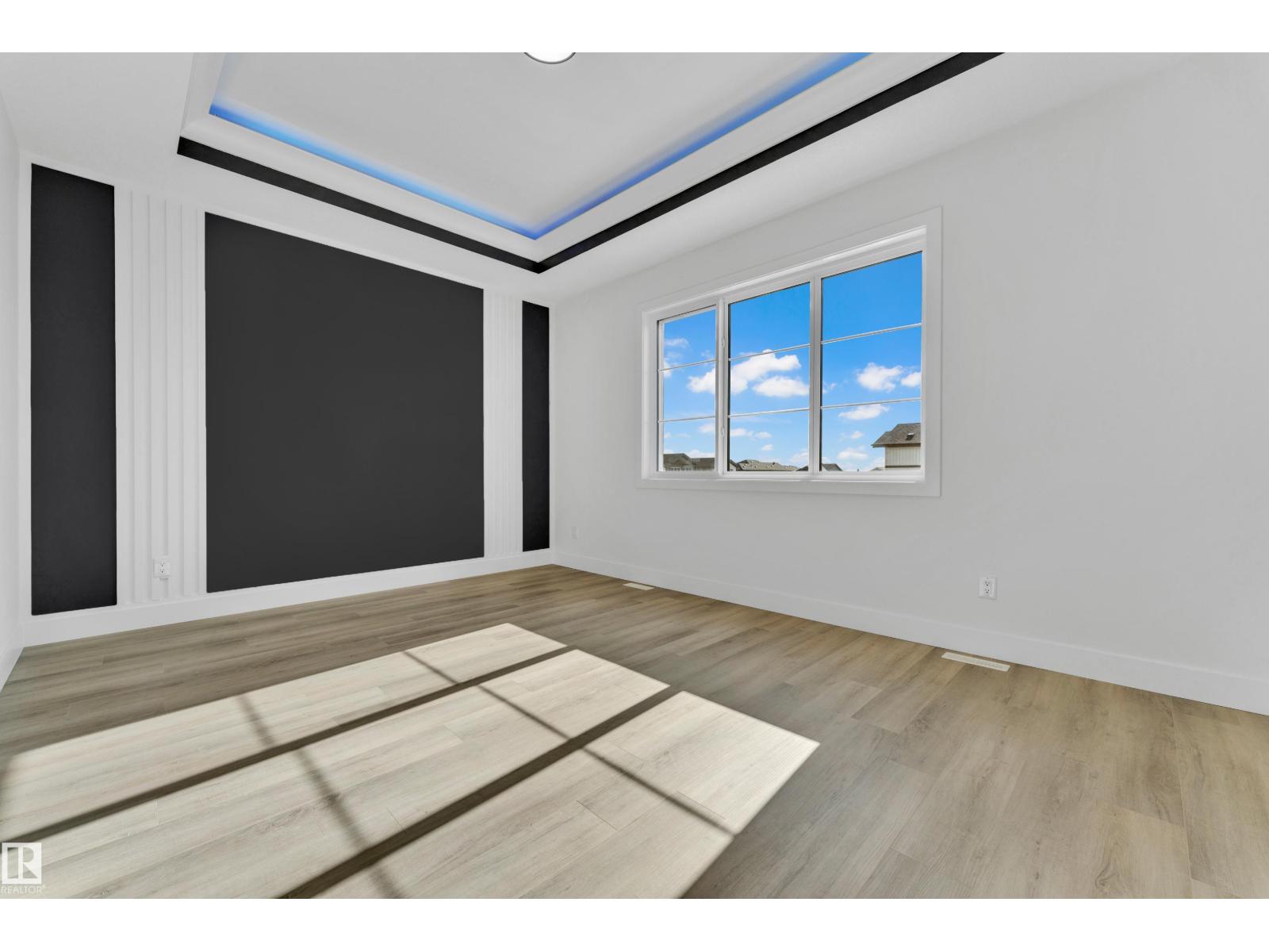 4409 35 STREET - 40