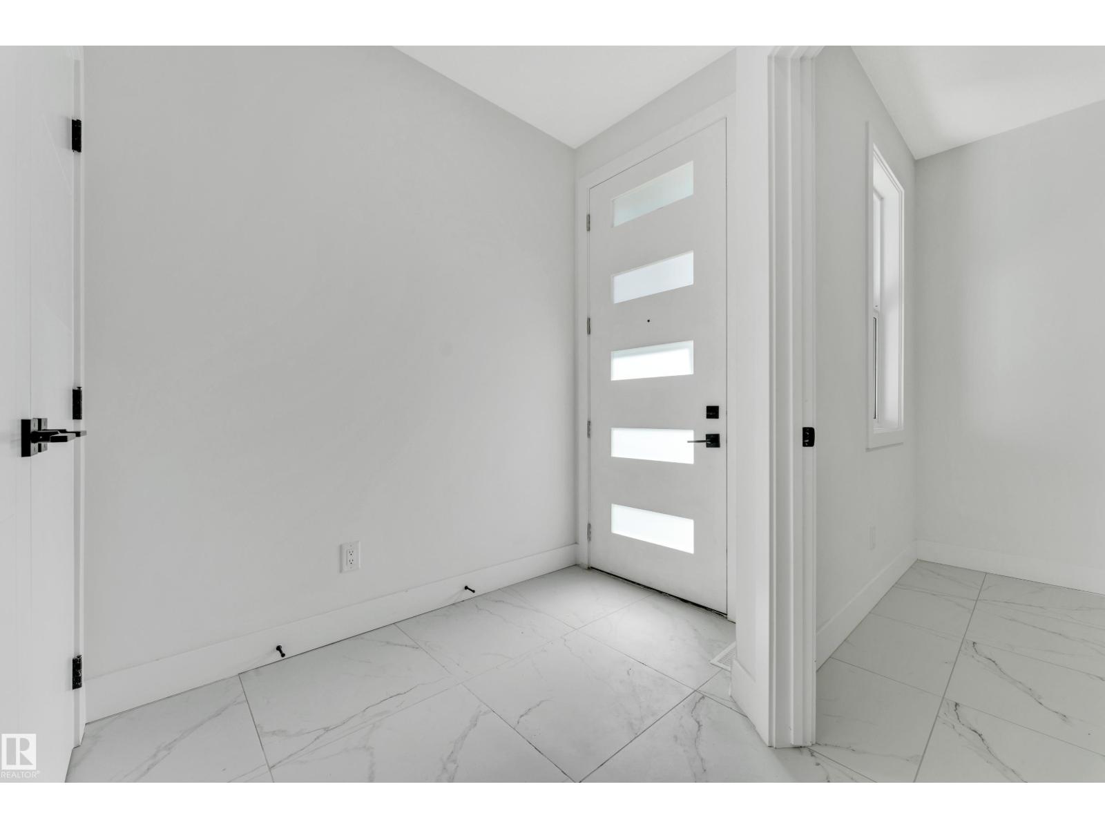 4409 35 STREET - 7