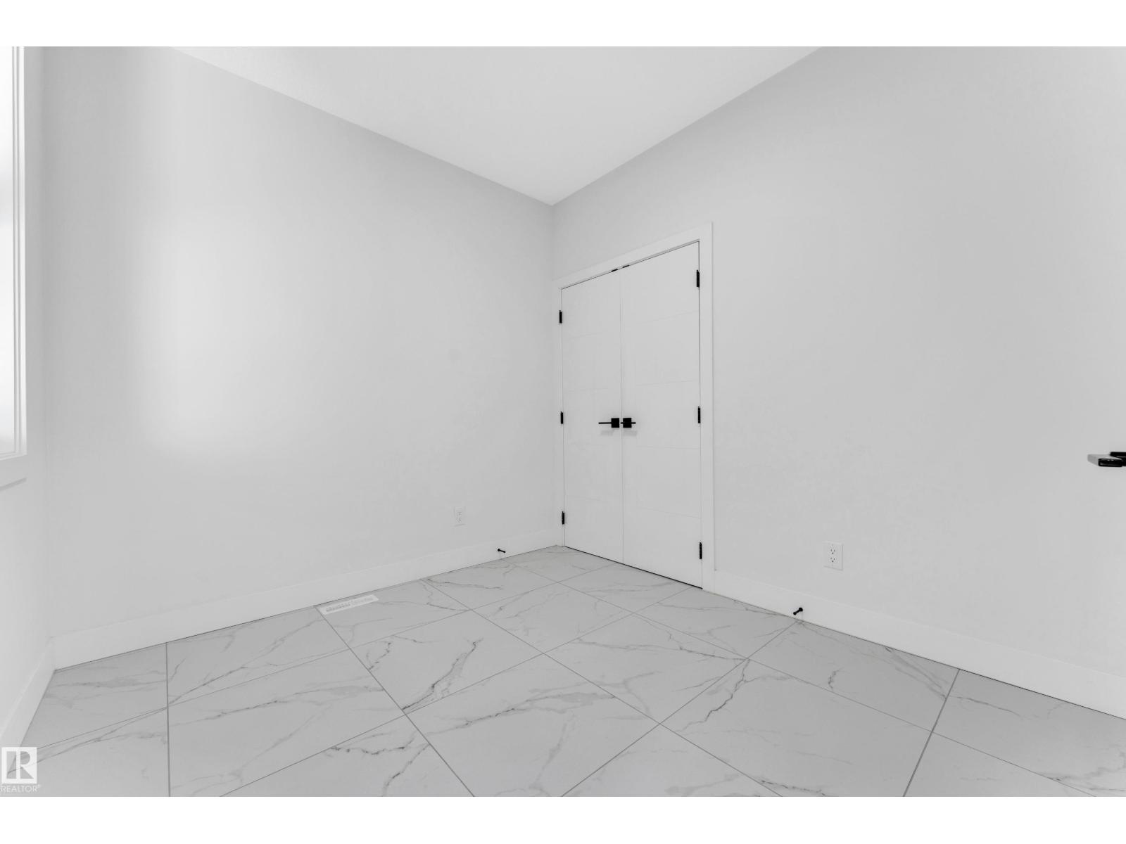4409 35 STREET - 9