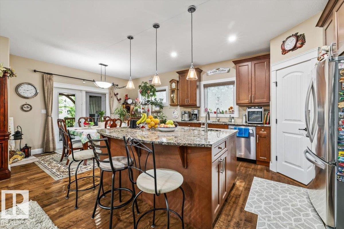 45 LACOMBE DR - 11