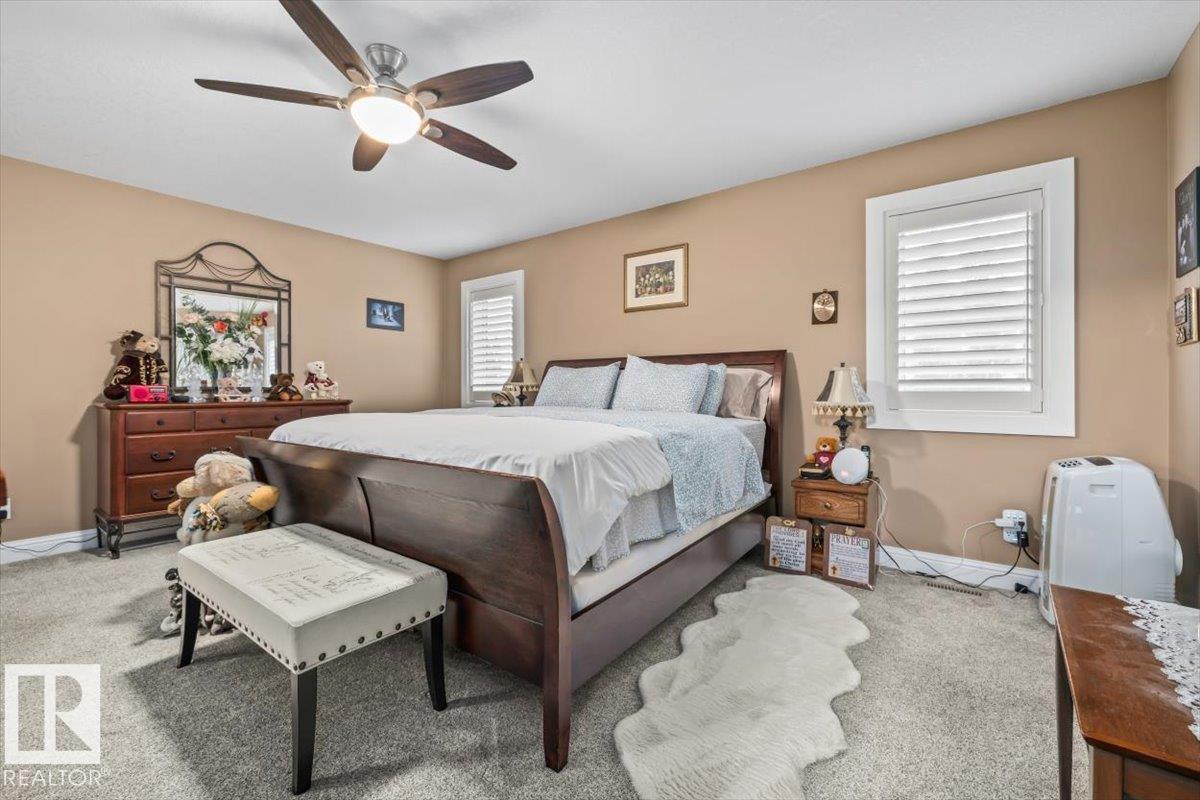 45 LACOMBE DR - 26