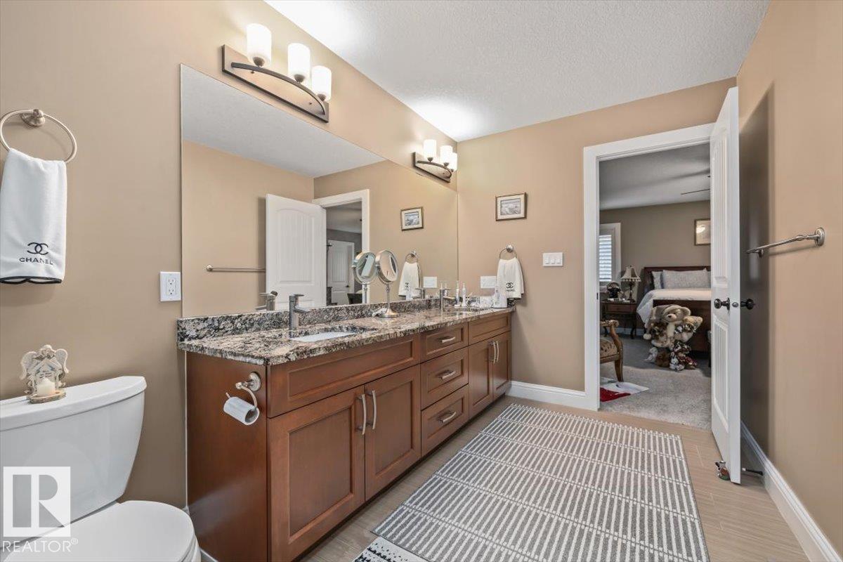 45 LACOMBE DR - 29