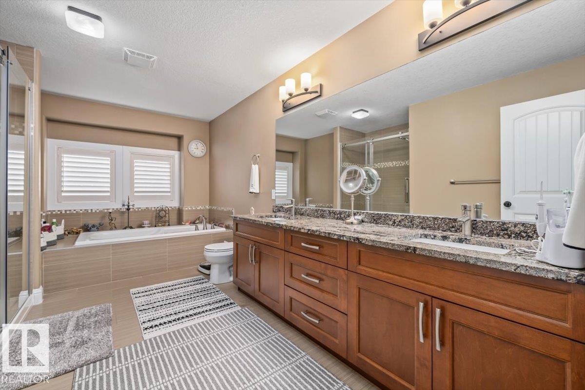 45 LACOMBE DR - 30