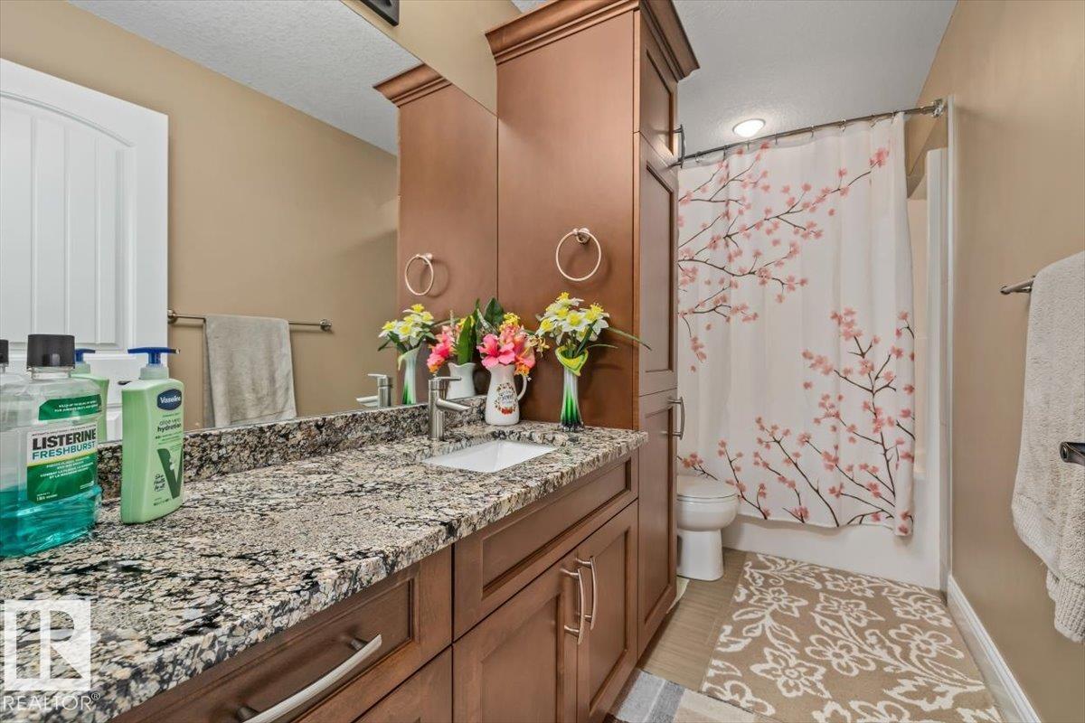 45 LACOMBE DR - 34