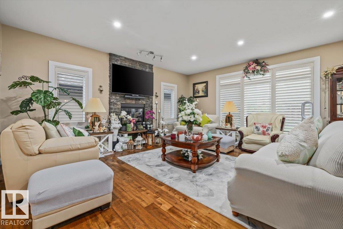 45 LACOMBE DR - 5
