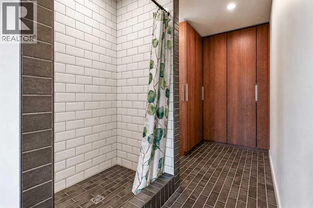 27 Laurel Place W - 28
