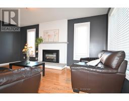 Primary Bedroom - 98 Cardinal Street, Barrie, ON L4M6E3 Photo 18