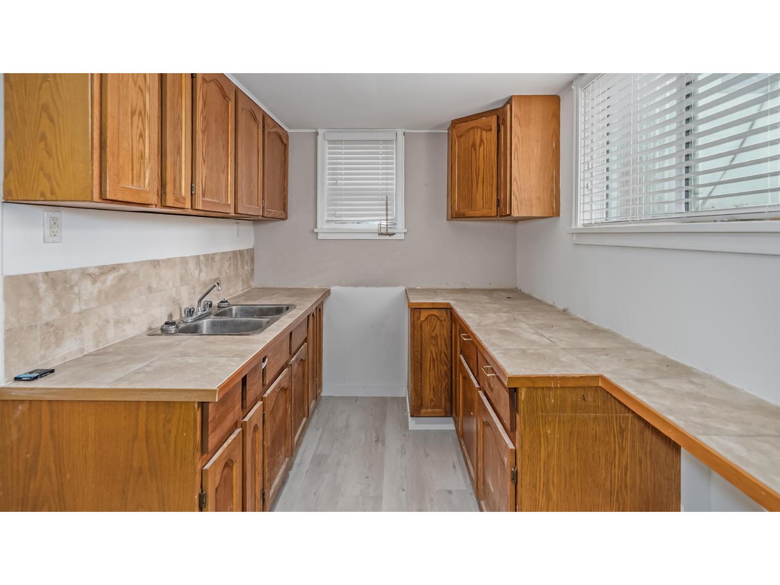 621 WATER AVENUE, Hope, Hope