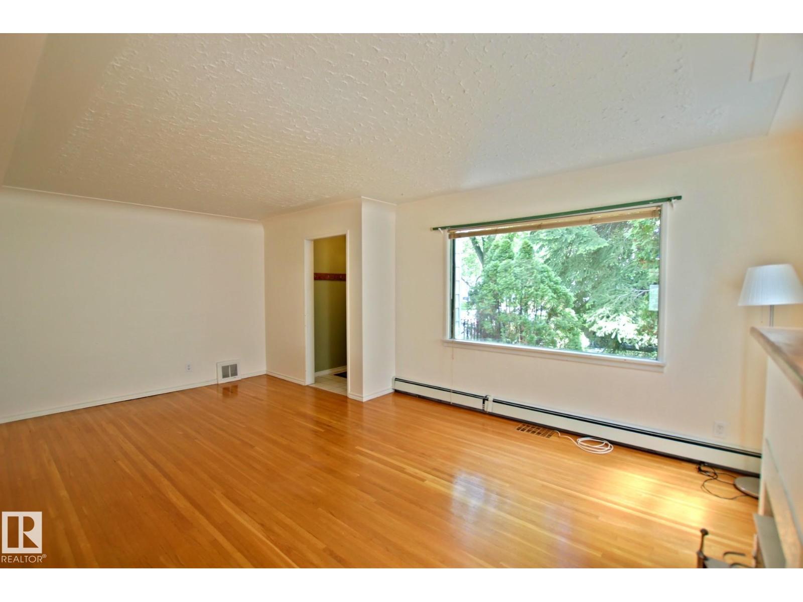 11242 56 ST NW - photo 5