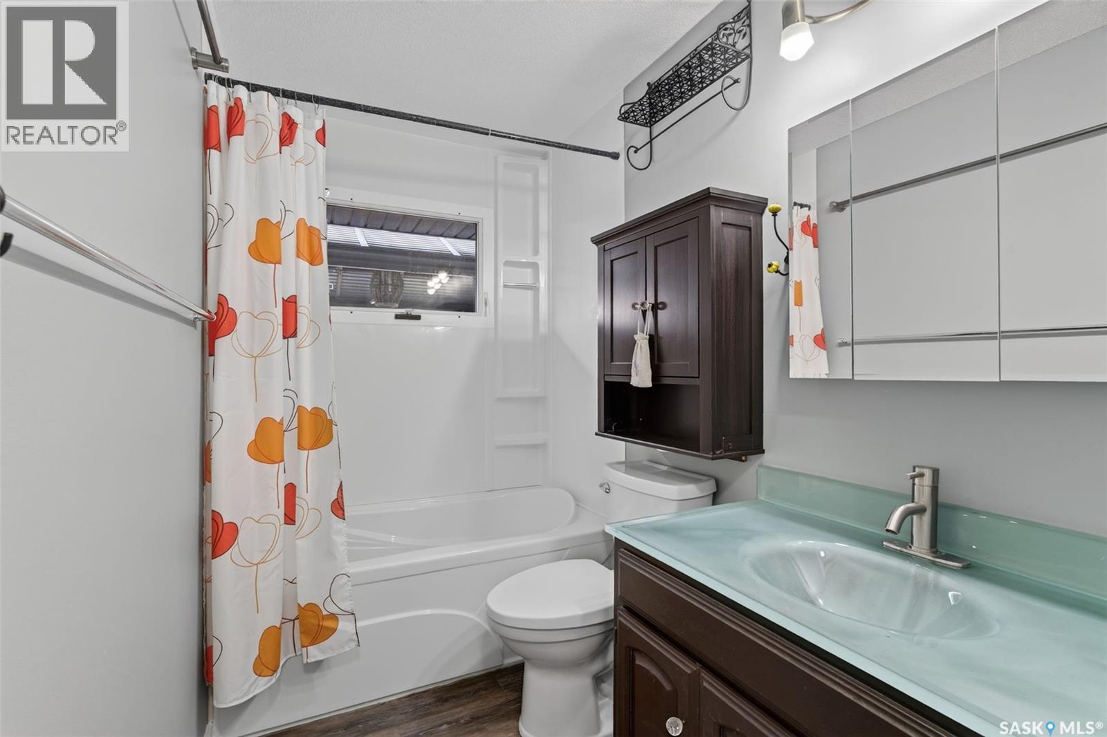 114 Hatton AVENUE E — photo 29