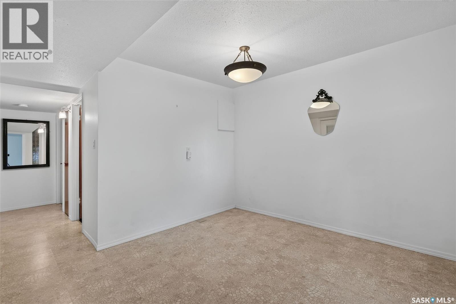 114 Hatton AVENUE E — photo 32