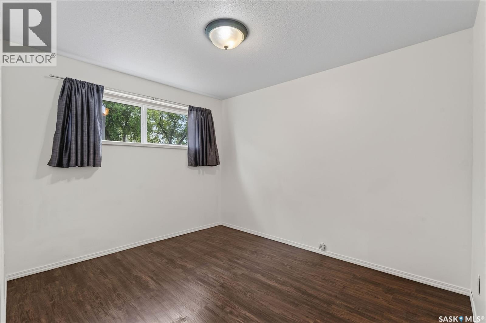 114 Hatton AVENUE E — photo 37