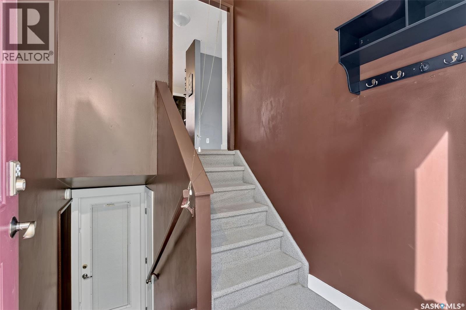 114 Hatton AVENUE E — photo 42