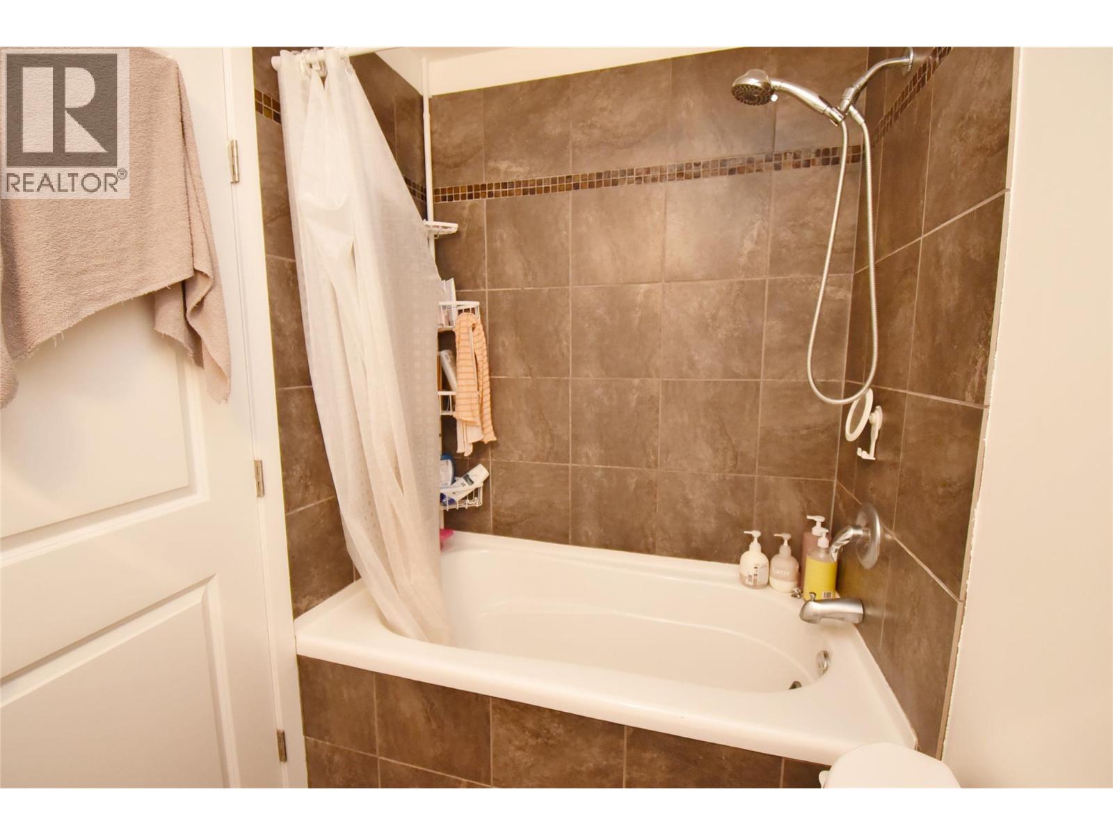 #102 4205 27 Street - 47